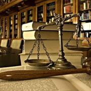 وکیل کیفری آقا در مشهد