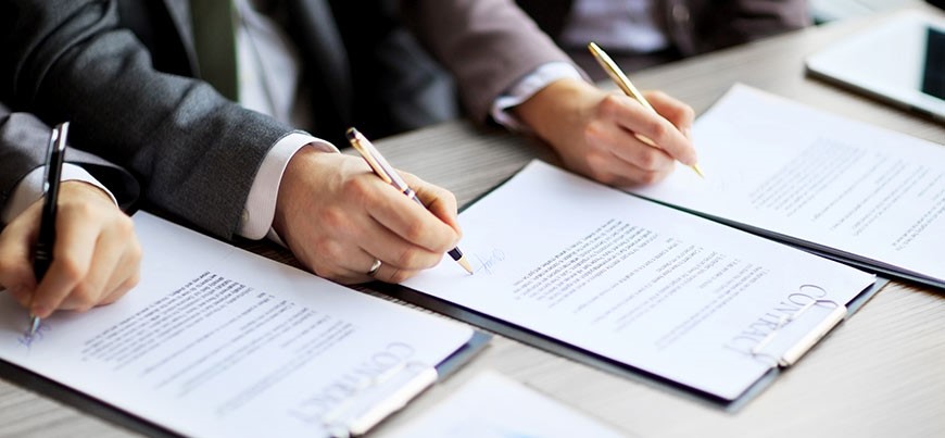 بهترین وکیل امور ثبتی و قرارداد آقا در مشهد